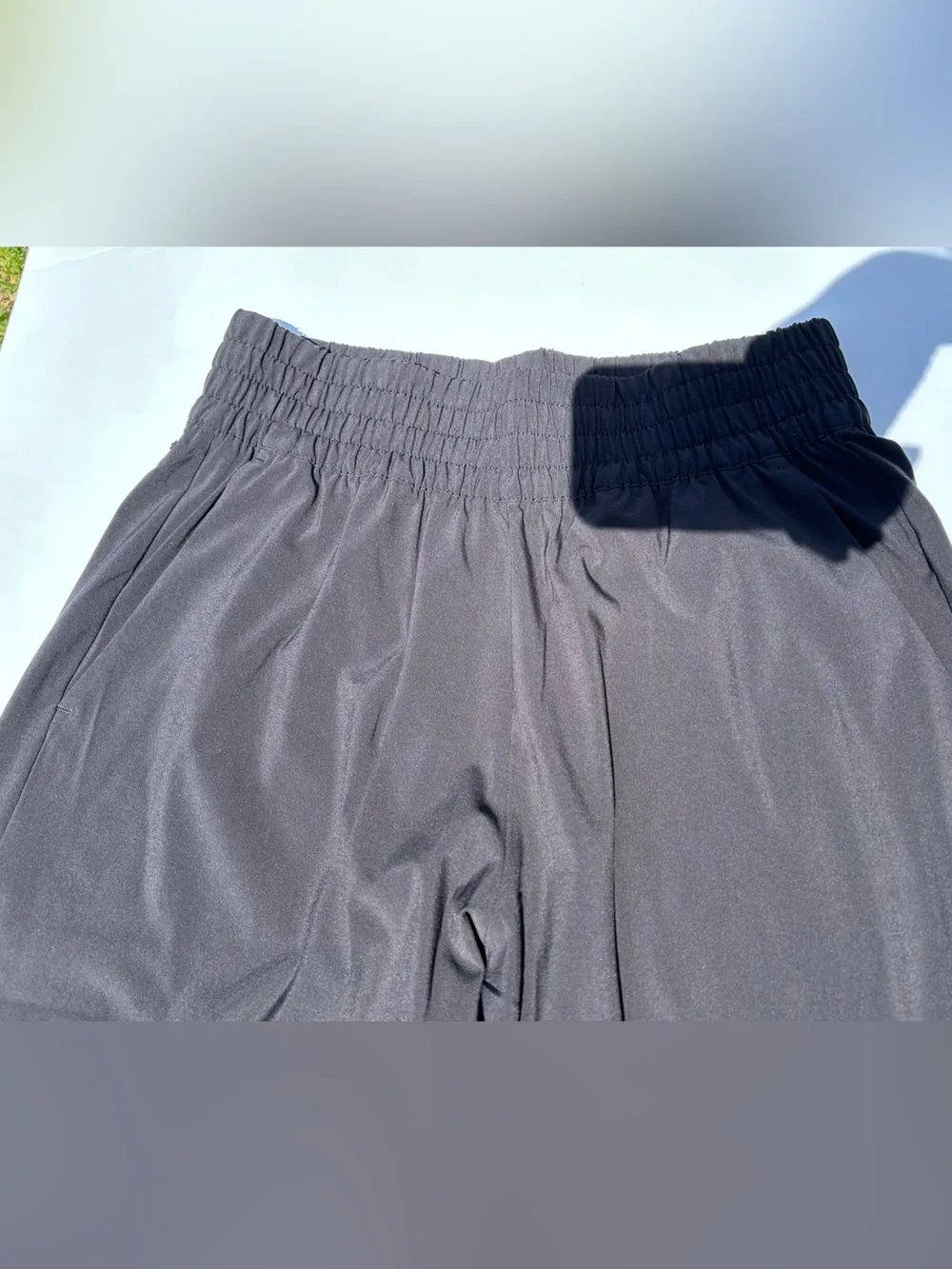 NWT🌷Vuori Villa Everyday Black Wide-Leg Pant in Short which works for me at 5’5